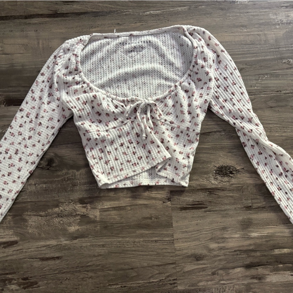 Aeropostale Floral Women's Top